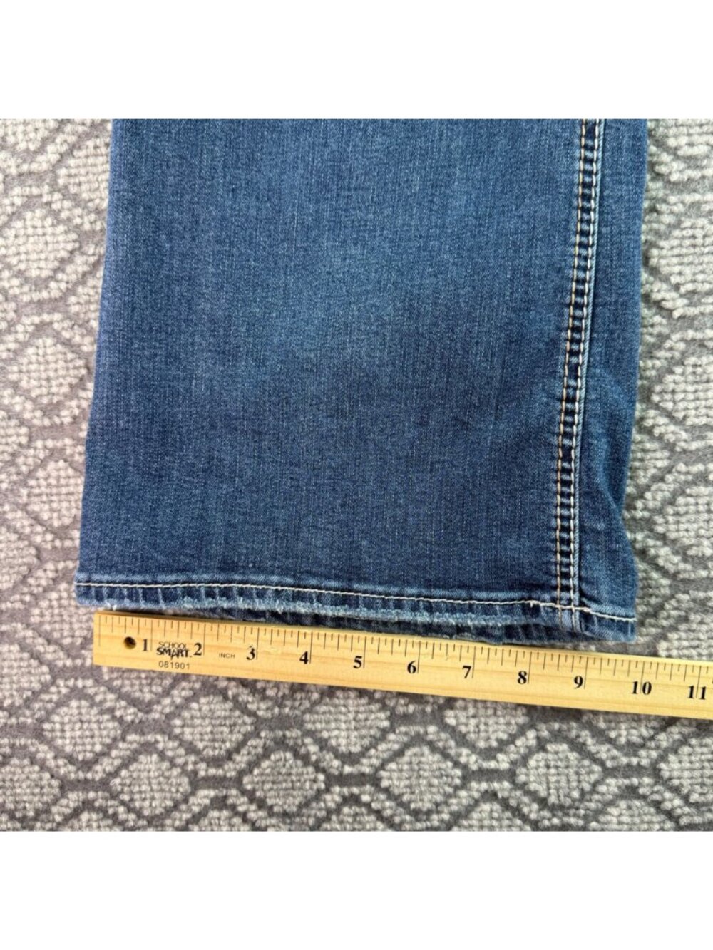 Silver Jeans Suki Bootcut Medium Wash Embroidered Pockets Size 18 L31 - Picture 6 of 15